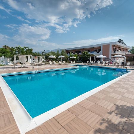 Galaxy Hotel Аргостолион Екстериор снимка