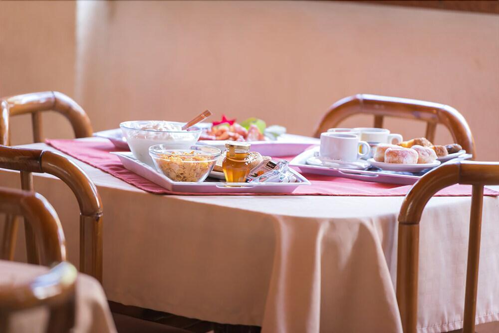 Galaxy Hotel Аргостолион Екстериор снимка