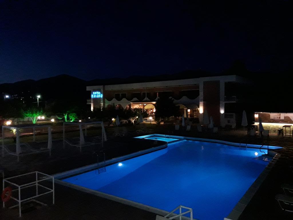 Galaxy Hotel Аргостолион Екстериор снимка